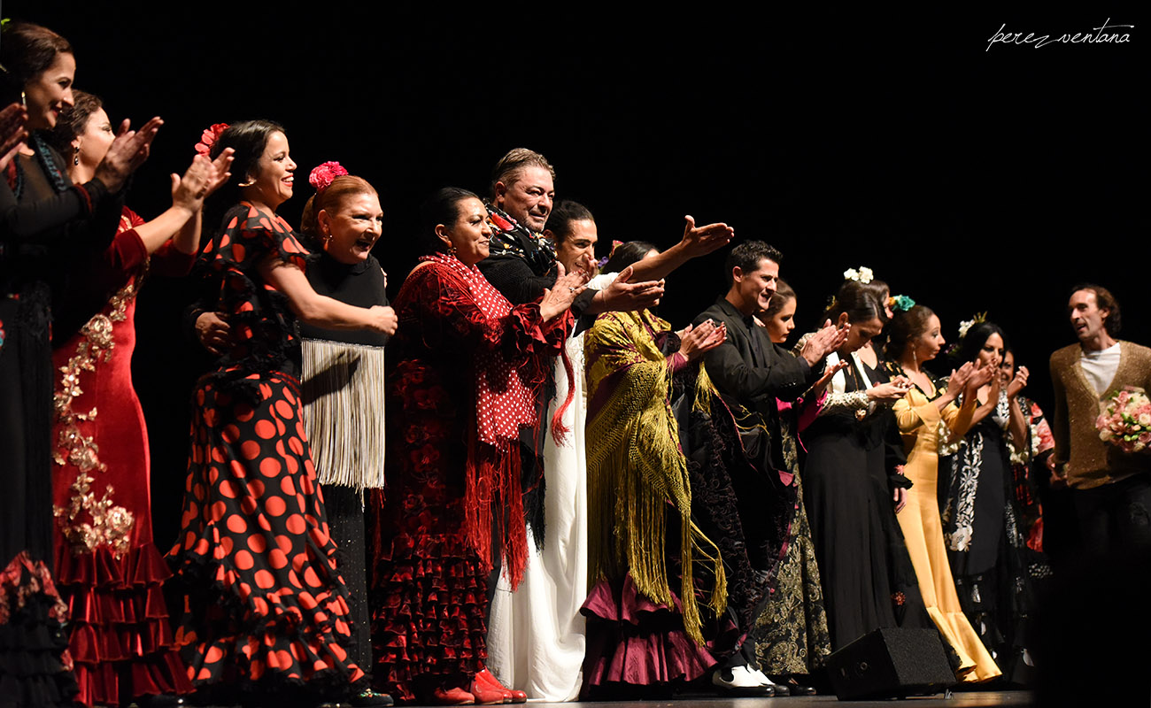 Artistas flamencos en el homenaje a Carmelilla Montoya. Fibes, dic 2019. Foto: perezventana
